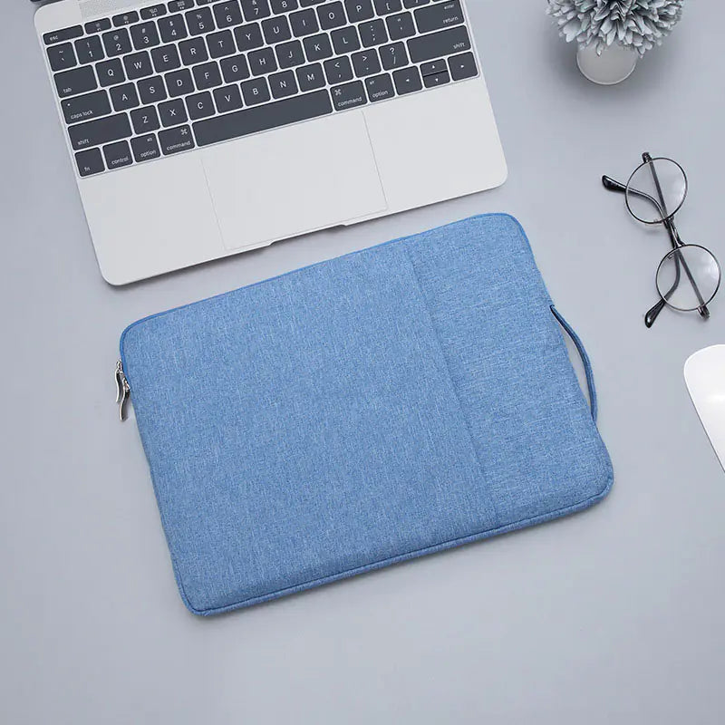 Notebook Tablet Laptop Storage Case – 15.6 Inch