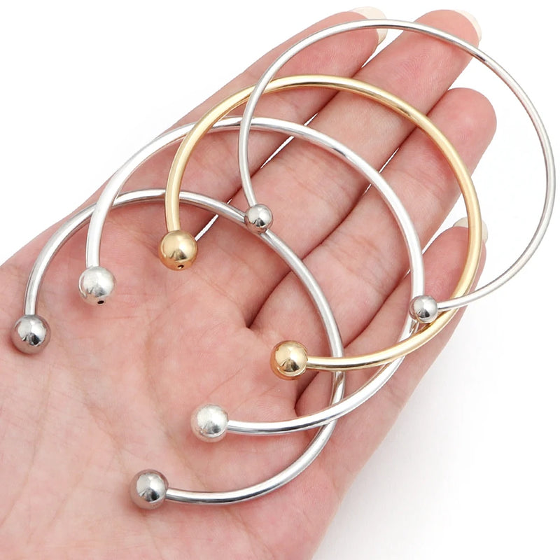 Unisex Silver-Plated Round Cuff Bracelet – Trendy Adjustable Design