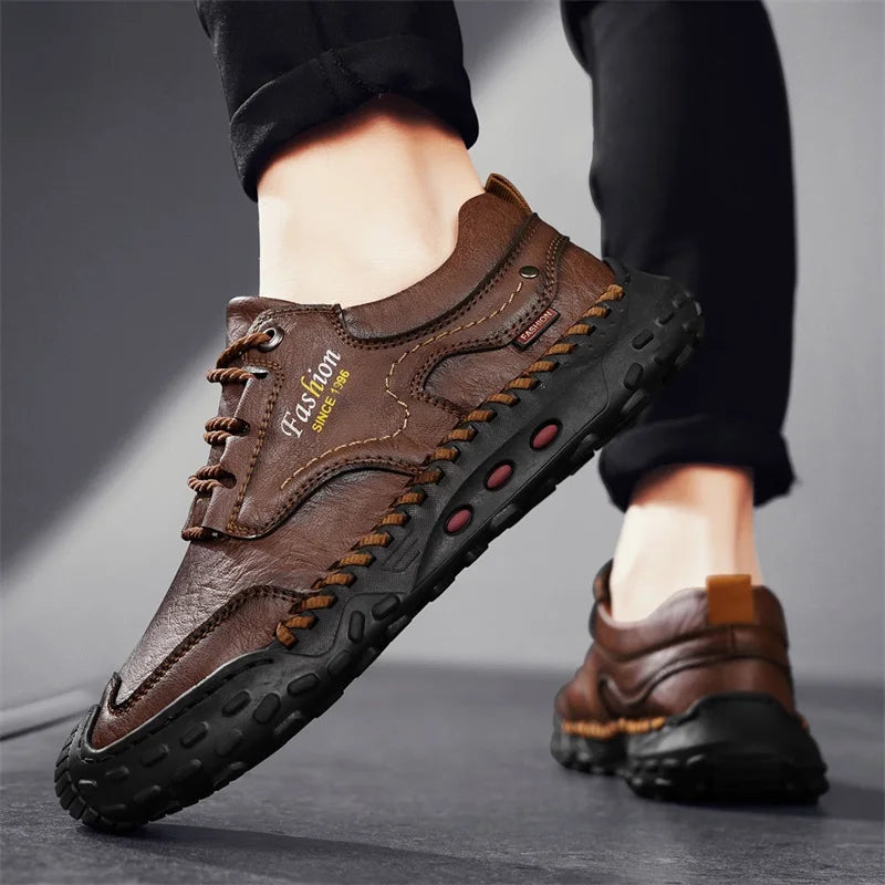 Outdoor Casual Leather Mens Shoes Retro Style Male Sneakers Adult Non-Slip Casual Desert Hiking Footwear Treking Shoes Trainers