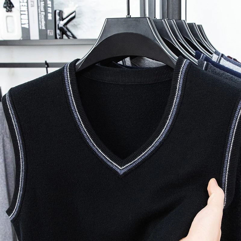 Men’s Casual Sleeveless Knit Vest