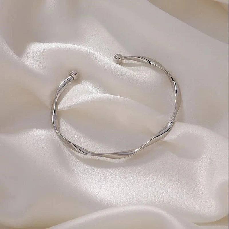 Silver-Plated Mood Tracker Bracelet for Women