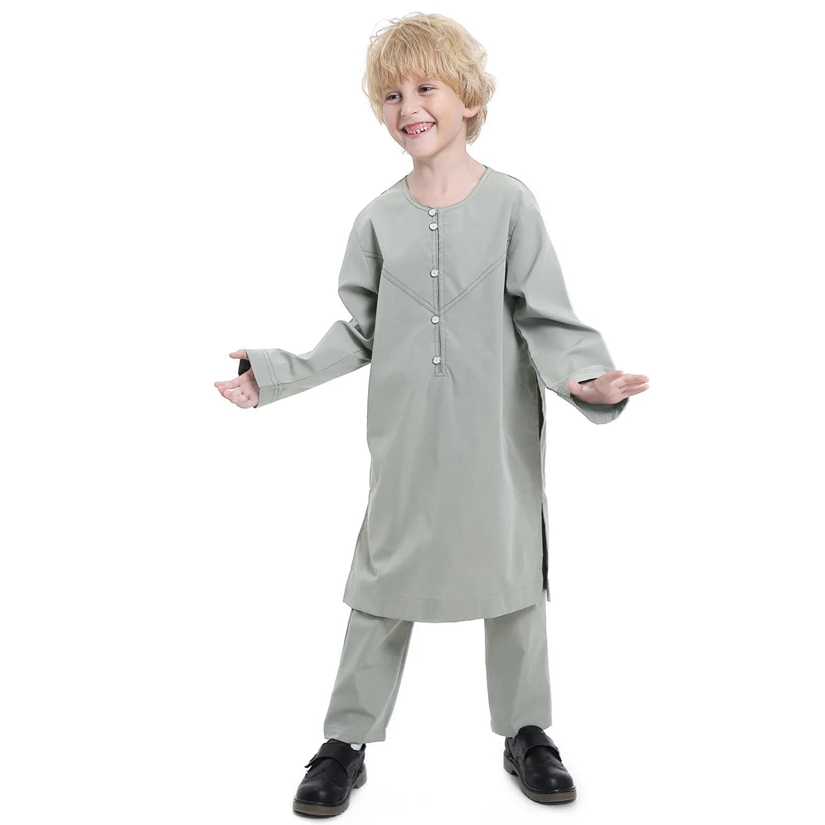 Boys Islamic Thobe – Kids Long Sleeve Traditional Robe