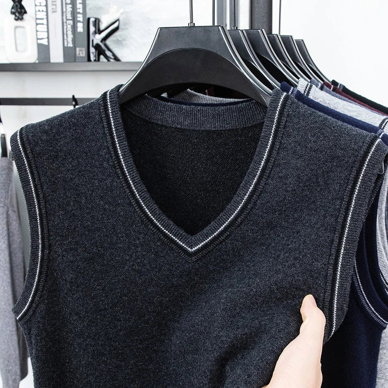 Men’s Casual Sleeveless Knit Vest