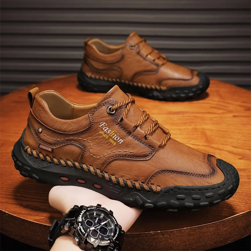Outdoor Casual Leather Mens Shoes Retro Style Male Sneakers Adult Non-Slip Casual Desert Hiking Footwear Treking Shoes Trainers