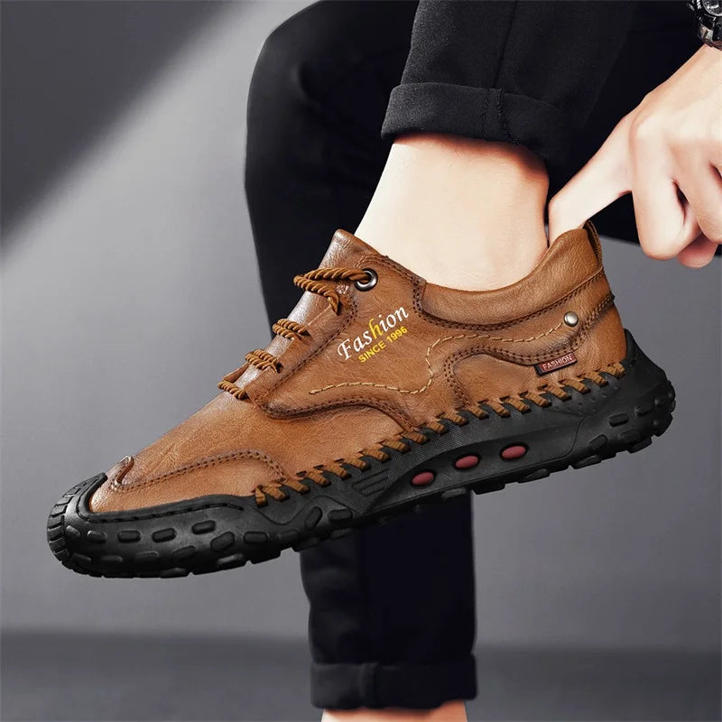 Outdoor Casual Leather Mens Shoes Retro Style Male Sneakers Adult Non-Slip Casual Desert Hiking Footwear Treking Shoes Trainers
