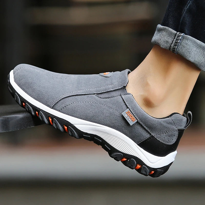 Men’s Slip-On Hiking Shoes Lightweight Waterproof Non-Slip Outdoor Sneakers