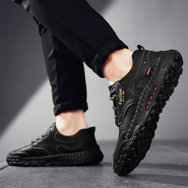Outdoor Casual Leather Mens Shoes Retro Style Male Sneakers Adult Non-Slip Casual Desert Hiking Footwear Treking Shoes Trainers