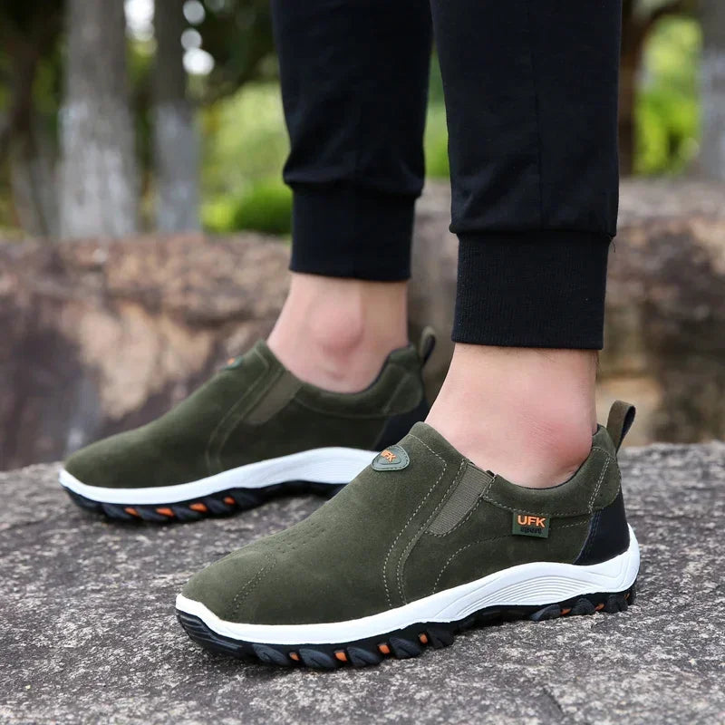 Men’s Slip-On Hiking Shoes Lightweight Waterproof Non-Slip Outdoor Sneakers