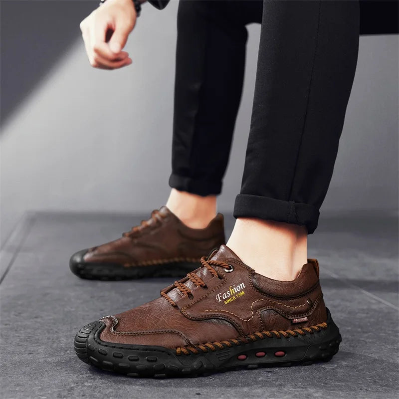 Outdoor Casual Leather Mens Shoes Retro Style Male Sneakers Adult Non-Slip Casual Desert Hiking Footwear Treking Shoes Trainers