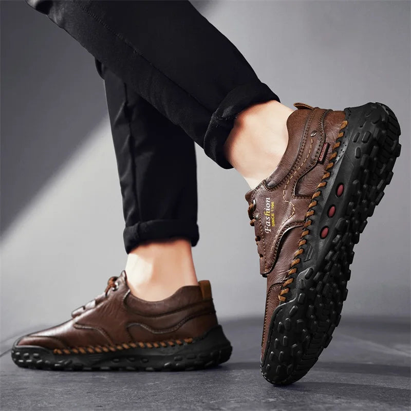 Outdoor Casual Leather Mens Shoes Retro Style Male Sneakers Adult Non-Slip Casual Desert Hiking Footwear Treking Shoes Trainers