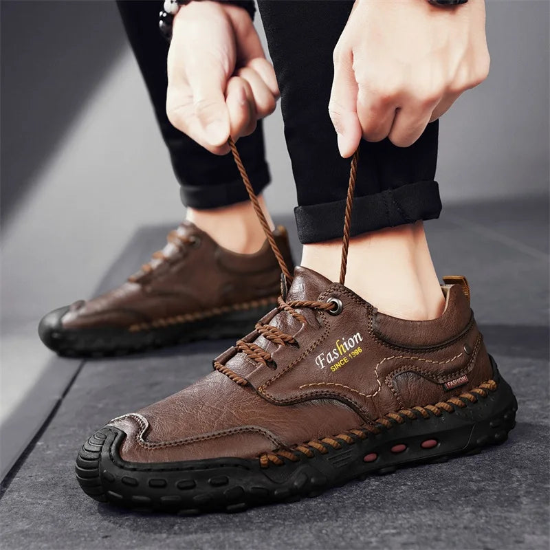 Outdoor Casual Leather Mens Shoes Retro Style Male Sneakers Adult Non-Slip Casual Desert Hiking Footwear Treking Shoes Trainers
