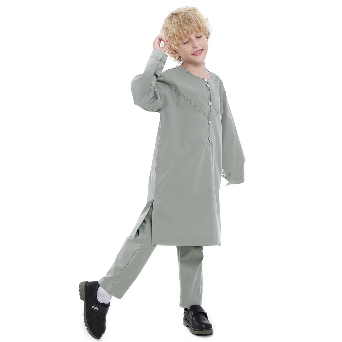 Boys Islamic Thobe – Kids Long Sleeve Traditional Robe