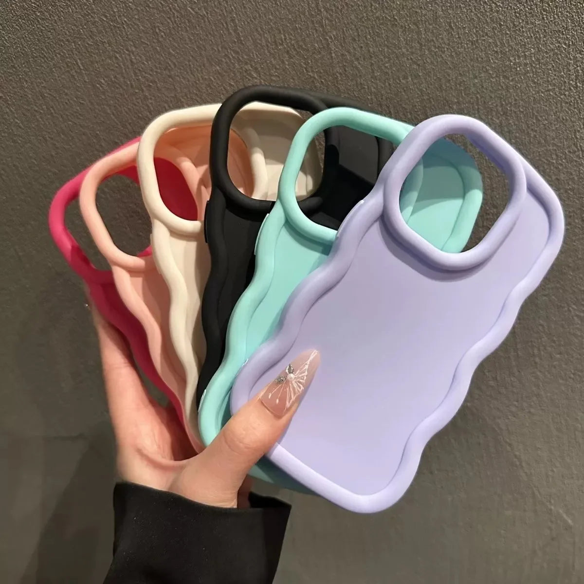 Soft Candy Curly Wave Phone Case For iPhone 11 12 13 14 15 16 17 Air Pro Max 7 8 Plus X XR XS SE Shockproof Bumper Cover Capa