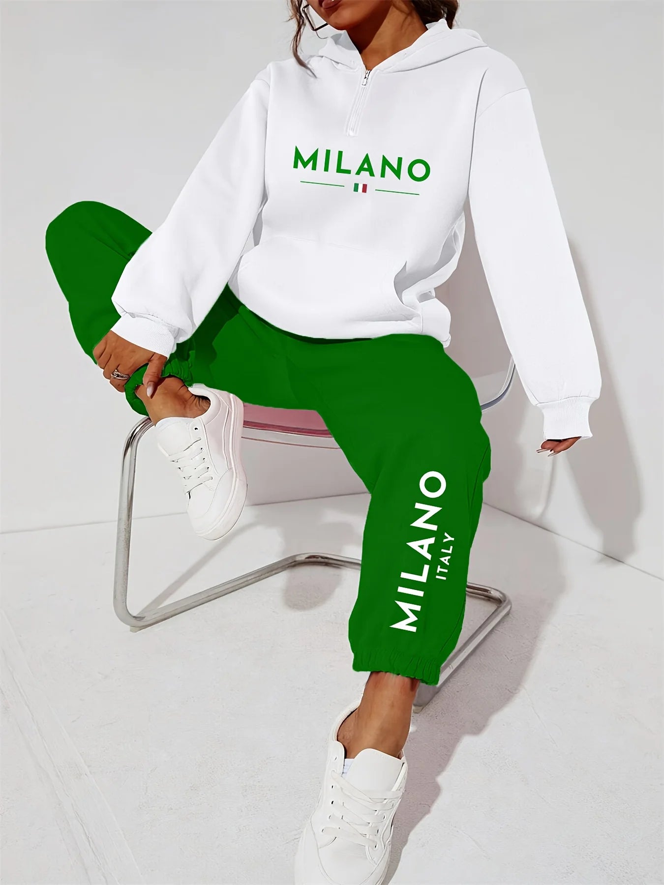 Women’s Warm Hoodie Sweatpants Set Plush Fleece Two Piece Outfit