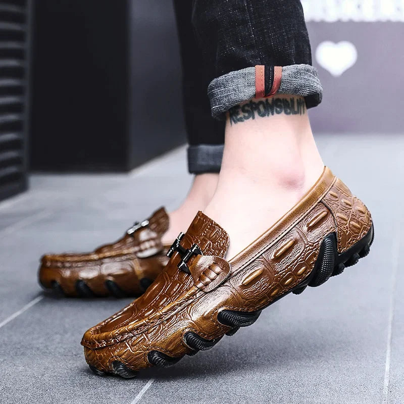Men Casual Shoes Genuine Leather Crocodile Style Luxury Brand Mens Loafers Moccasins Slip on Black Driving Shoes Plus Size 38-47