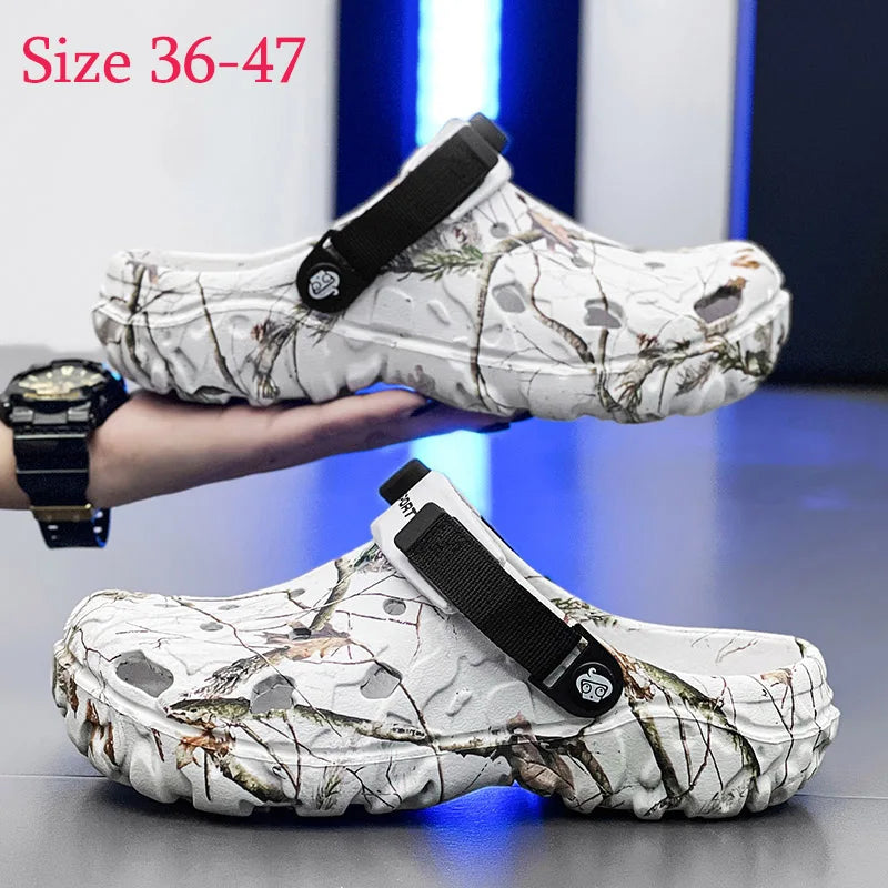 Summer Men Slippers Outdoor Foam Garden Clogs Home Shoes Male hole Shoes Light Water Shoes Comfort Home Soft Slippers