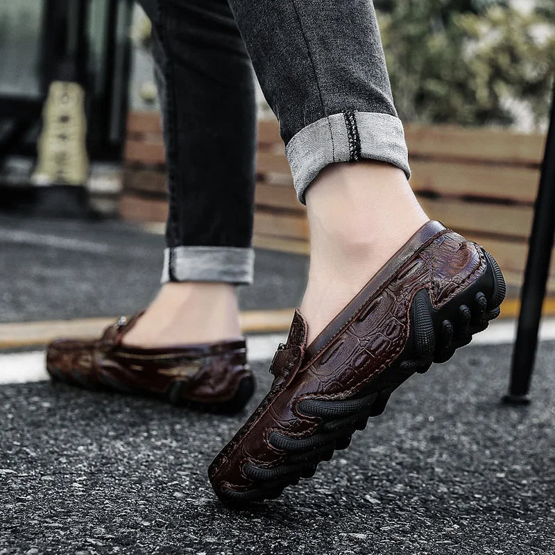 Men Casual Shoes Genuine Leather Crocodile Style Luxury Brand Mens Loafers Moccasins Slip on Black Driving Shoes Plus Size 38-47