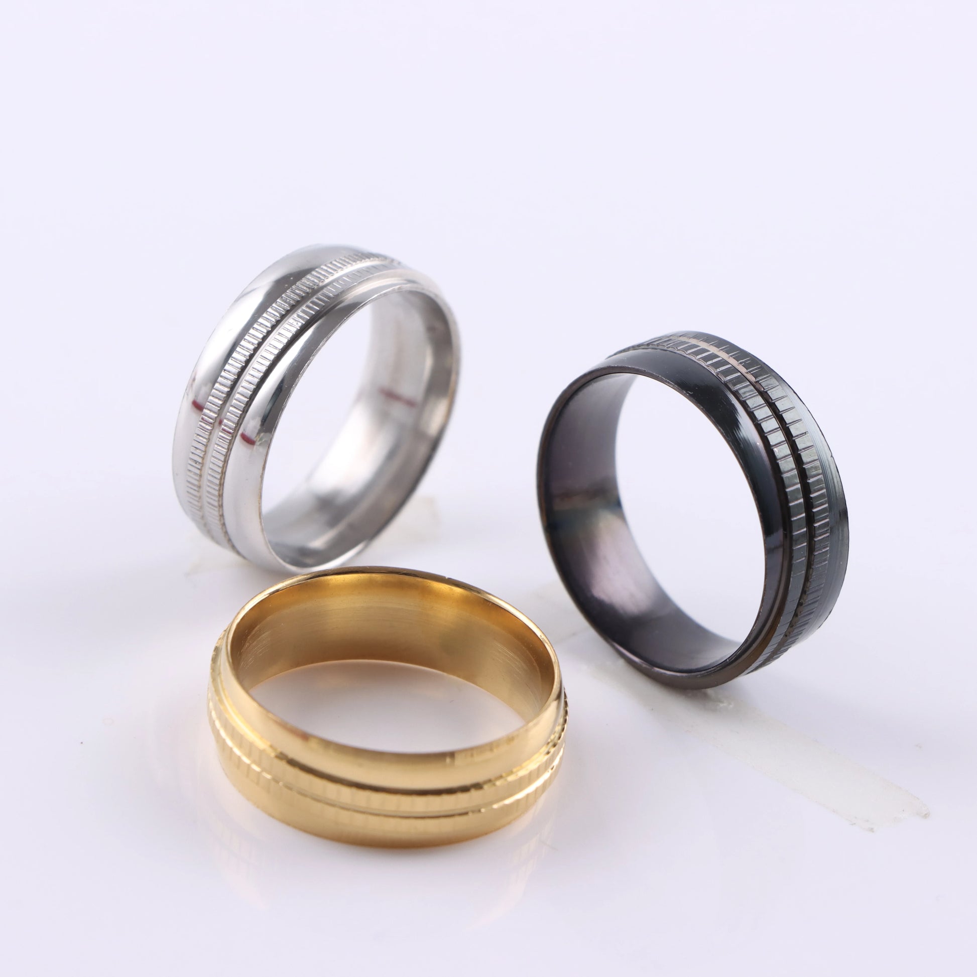 Stainless Steel Wedding and Engagement Band – Unisex Design