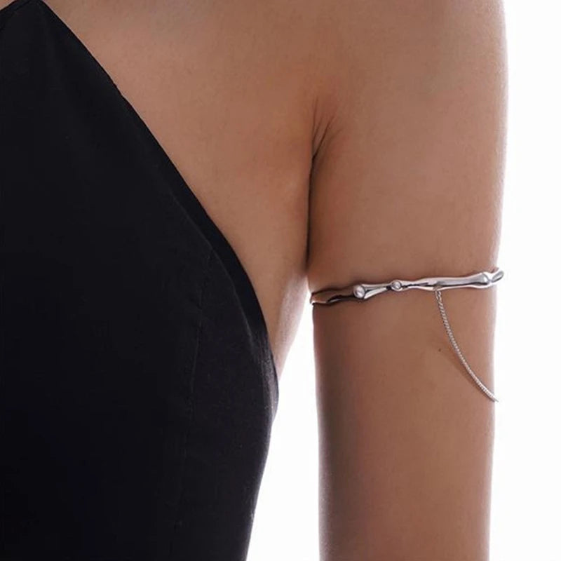 Adjustable Leg Chain for Women – Trendy Body Jewelry
