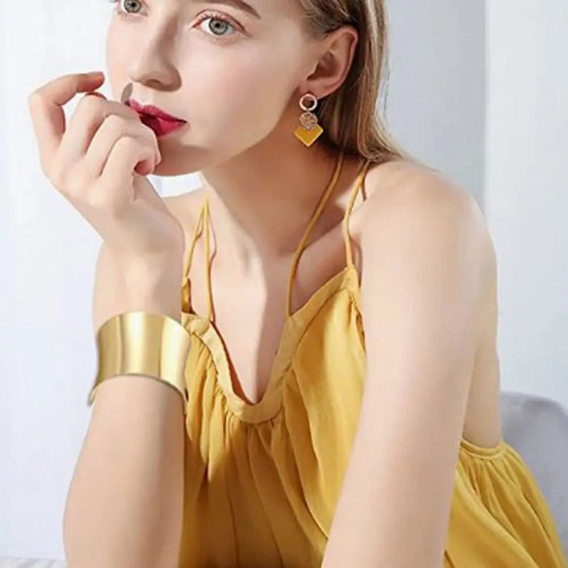 Unisex Wide Open Cuff Bracelet – Gold & Silver Tone Adjustable Metal