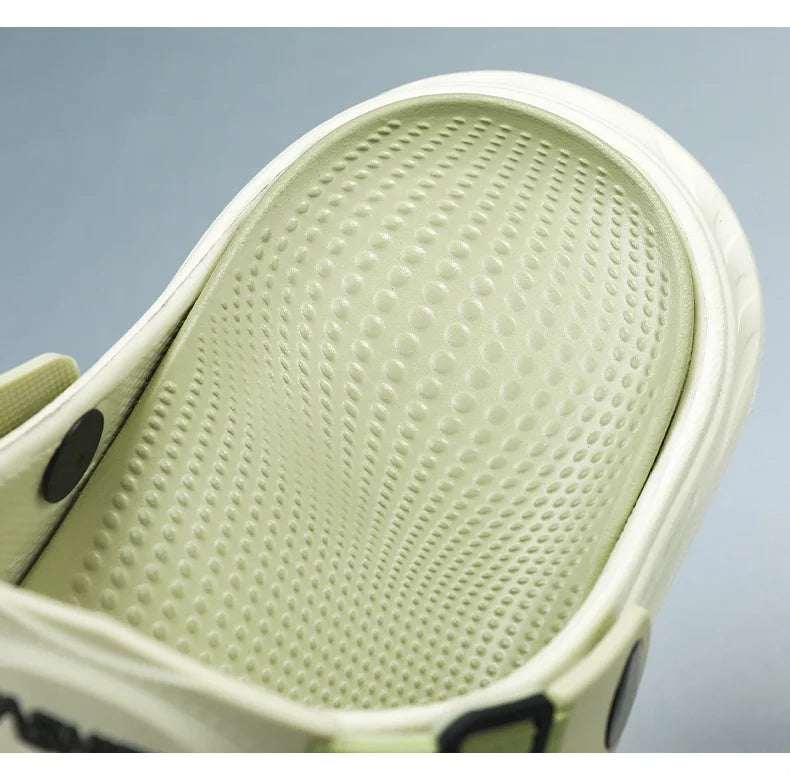Fashion Trend Men's Shoes Flat Men's Sandals Summer 2025 Thick Soles Soft Comfortable Non-slip Beach Sandals Outdoor Slippers