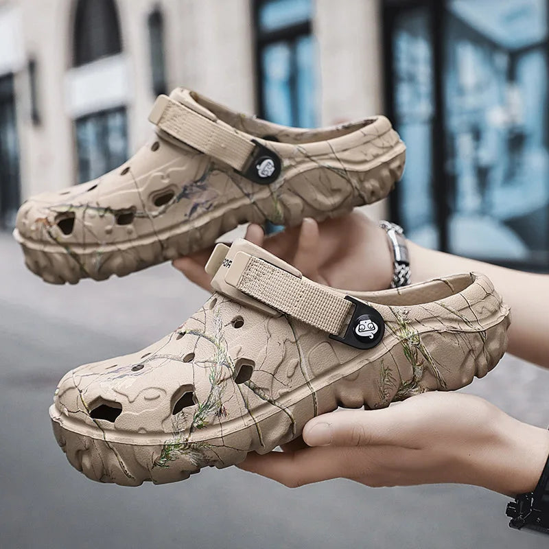 Summer Men Slippers Outdoor Foam Garden Clogs Home Shoes Male hole Shoes Light Water Shoes Comfort Home Soft Slippers